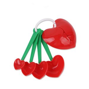 Kitchen Accessories Heart Shape Measuring Spoon Set