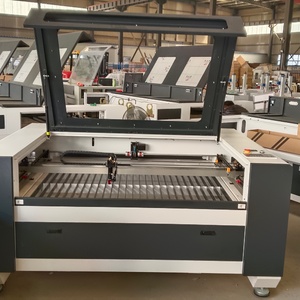 CO2 1390 1410 1610 1812 	 Machines de gravure laser, machine de découpe laser pour tissu, fabricant de machines de découpe laser - Product Image 2