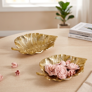 Assiette décorative en forme de feuille dorée, en métal fait main, style glamour, pour centre de table de mariage - Product Image 6