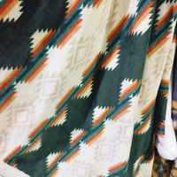 ZT Großhandel Polyester bedruckte atmungsaktive gestrickte Über würfe Weiche Nerz Kaninchen fell decken für Couch Sofa