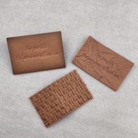 Étiquettes rectangulaires en cuir véritable avec logo personnalisé, écologiques, pour jeans, accessoires de vêtements à coudre, vente en gros, OEM, faible MOQ