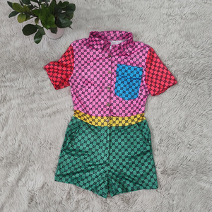<span class=keywords><strong>Tuta</strong></span> intera per pantaloni corti <span class=keywords><strong>oversize</strong></span> a maniche corte da <span class=keywords><strong>donna</strong></span> a contrasto colorato - Product Image 1