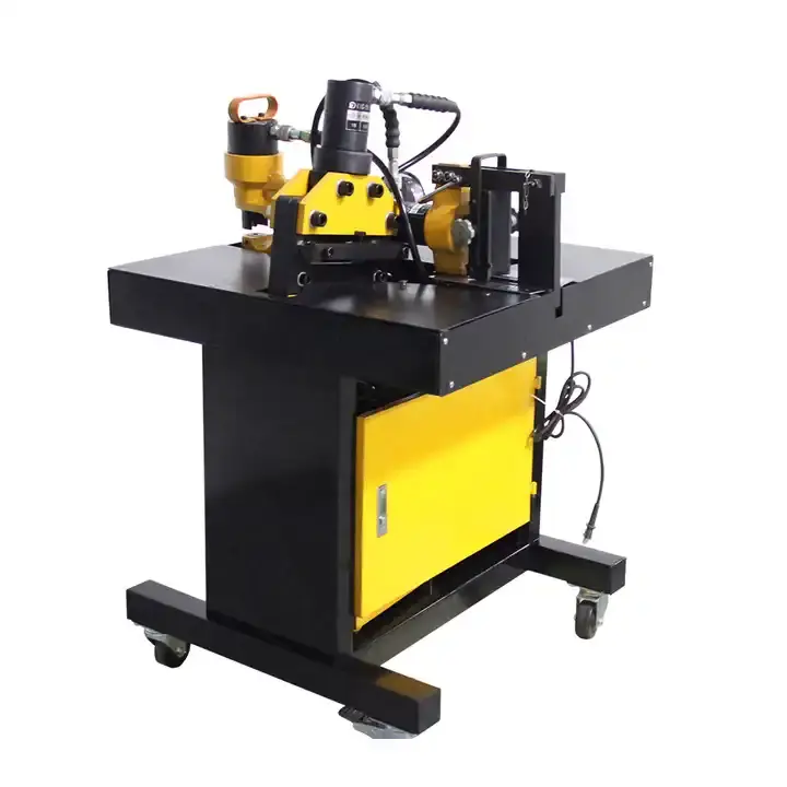 Hydraulic metal busway processing machine can cut punch horizontal and vertical bending steel busway processing machine