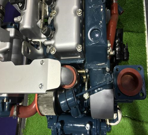 Moteur léger 300 ch à transmission par hélice arrière - Product Image 1