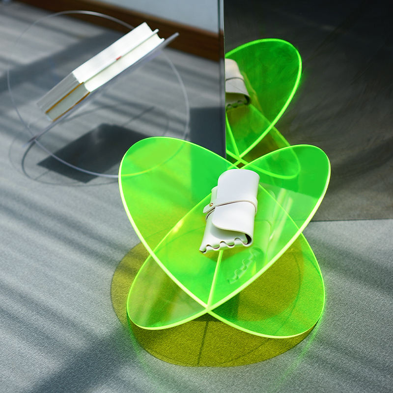 สีเขียวเรืองแสง