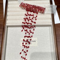 Collier ras du cou néo-gothique rouge à pampilles perlées en résine acrylique et lucite, accessoire de bijoux pour femme, idéal pour les fêtes et le cosplay, fabriqué en Chine