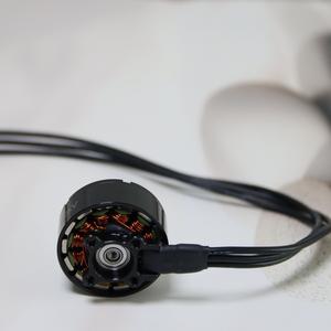Motor CC sin escobillas de grado de competición 2810 900KV 3-6S para accesorios de drones RC con marco X8 de largo alcance FPV - Product Image 5
