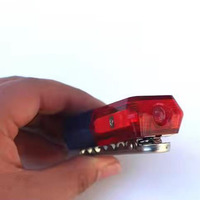 Lampe à épaulement à LED pour guide de circulation Clip de rotation de patrouille de nuit Lampe d'avertissement stroboscopique Lumière clignotante