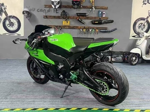 Moto à essence d'occasion Kawasaki Big Boss <span class=keywords><strong>ZX</strong></span>-10R, quatre cylindres, injection de carburant, refroidissement par eau, capacité de 1000 cm3, origine CN/JIA - Product Image 2