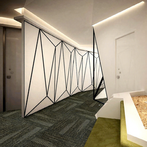 Dalles de moquette en polypropylène antibactériennes 50 x 50 pour bureaux commerciaux - Product Image 1