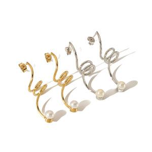 Pendientes de clip con perlas en espiral geométrica, chapados en oro de 18 quilates, de acero inoxidable, para mujer, joyería de moda para fiestas. - Product Image 5