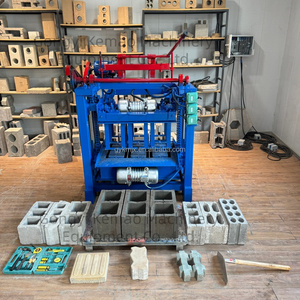 Machine à fabriquer des briques 4-35 à approvisionnement stable exportée au Nicaragua pour l'approvisionnement transfrontalier, machine à former des blocs de ciment - Product Image 5