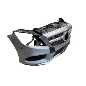 Kit paraurti anteriore di alta qualità per <span class=keywords><strong>Mercedes</strong></span> Benz <span class=keywords><strong>CLS</strong></span> W218 <span class=keywords><strong>nuova</strong></span> griglia del radiatore con assemblaggio posteriore posteriore parti di aggiornamento