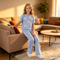Ensemble décontracté 2 pièces pour filles : T-shirt à manches courtes en polyester et coton avec nœud 3D mignon + pantalon large, survêtement doux pour enfants, logo personnalisé