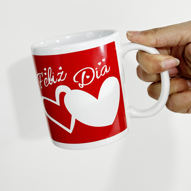 Spot Valentine's Day 3Oz Capacity Temperature Sensitive Color Changing Porcelain Hand Grip Eco-Friendly European Style Ceramic