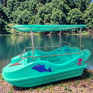 Bateau à pédales 4 places en plastique PE pour enfants, parcs, stations balnéaires <span class=keywords><strong>et</strong></span> location commerciale aquatique - Product Image 1