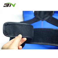 Protège-corps de boxe en cuir PU BN Wholesale, protections d'entraînement MMA épaisses, protège-poitrine réglable blanc pour enfants, idéal pour le karaté et les sports.