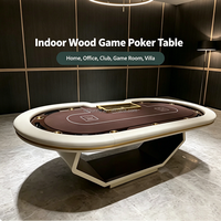 Table de poker Texas Hold'em ovale de luxe sur mesure pour 10 joueurs, cartes à jouer RFID, cadre en bois, accoudoirs rembourrés en cuir, moderne et professionnelle