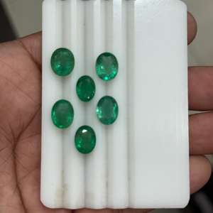 Émeraude zambienne naturelle, taille libre, lot de 6 pièces, vente en gros pour la fabrication de bijoux et autres usages - Product Image 2