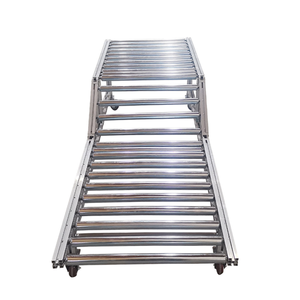 Sanayi için taşınabilir eğimli merdiven silindiri montaj hattı merdiven makaralı konveyör - Product Image 6