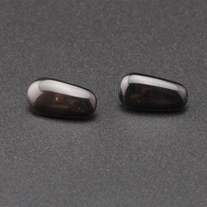 Shenzhen fait à la main corne de <span class=keywords><strong>buffle</strong></span> plaquettes de nez accessoires corne de boeuf montures optiques pièces de lunettes plaquettes de nez personnalisées - Product Image 4
