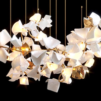 Lustre de plafond LED de luxe intérieur personnalisé Nouveau style de fleur longue à des fins décoratives
