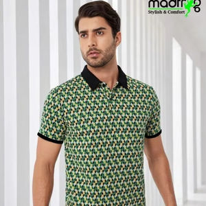 เสื้อยืดคอโปโลพิมพ์ลายแอบสแตรกสำหรับผู้ชายเสื้อยืดครึ่งแขนขนาดพอดีตัวสวมใส่สบาย - Product Image 1