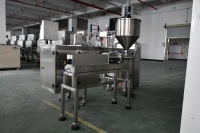 Machine d'emballage automatique de sachets pour liquides (eau, jus, lait, sauce soja, vinaigre, liquides visqueux) – Équipement de remplissage et de scellage