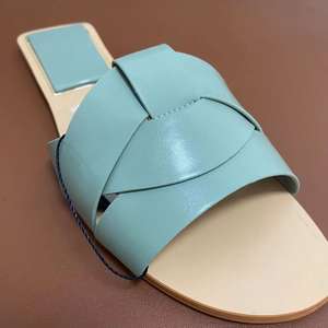 Mules plates tendance pour femmes, en cuir PU, mocassins décontractés d'extérieur, sabots colorés imperméables – Direct Usine - Product Image 4