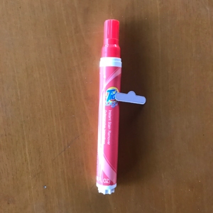 Miglior Qualità - Smacchiatore per Bucato, Detergente per Decontaminazione d'Emergenza, Penna Smacchiante per <span class=keywords><strong>Vestiti</strong></span> - Product Image 1