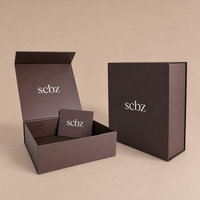 Luxuriöse Maßgefertigte Geschenkverpackungsbox mit Logodruck und Bandverschluss Elegante Hartkarton-Schachtel