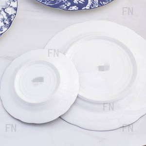 Juego de Platos de Porcelana Fina Serie D Jungle, Juego de 4 Piezas, Plato para Bistec, Plato para Dim Sum - Product Image 4