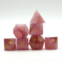 Dés à jouer polyédriques D20 de haute qualité en pierre rouge, jeu de dés Dungeons & Dragons DND avec logo personnalisé pour le jeu