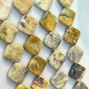 Perçage d'agate folle carrée arquée double face de 16mm le long <span class=keywords><strong>des</strong></span> diagonales d'un carré Approx: 23 pièces/str - Product Image 3