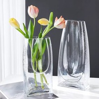 Vase en verre rectangulaire transparent avec côtés texturés, base épaisse, large ouverture pour fleurs fraîches, hydroponie, décoration de table à la maison