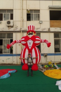 Disfraz Inflable Gigante de Esqueleto del Día de Muertos, Inflable Publicitario Resistente para Halloween - Product Image 2