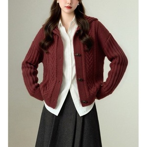 Cárdigan de Punto Grueso Suave Color Crema para Mujer, Otoño Invierno 2026, Venta al por Mayor, con Botones de Palanca, Cuello con Muescas, Estilo Oversize Retro - Product Image 3