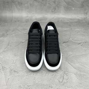 Chaussures décontractées pour hommes en cuir synthétique à lacets et à enfiler, idéales pour la marche, avec logo personnalisé, tendance mode, vente en gros - Product Image 3