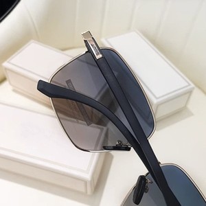 แว่นกันแดดยูวี400 แบบไล่เฉดสี กรอบทอง แฟชั่นหรูหราทันสมัย ขายส่งสำหรับผู้ใหญ่ ผลิตในจีน - Product Image 3