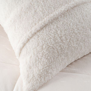 आइवरी अल्ट्रा-सॉफ्ट माइक्रोप्लश शेरपा फ्लीस क्वीन बिस्तर सेट रिवर्सिबल 3 पीस कम्फ़र्टर सेट 2 पिलो शैम के साथ - Product Image 4