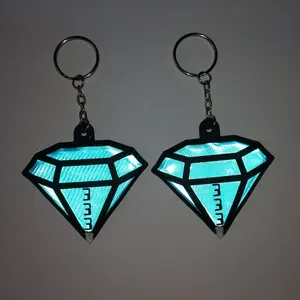 Promotional custom diamond shaped plastic reflective keyring reflective soft pvc keychain