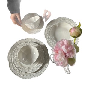 Vente en gros de nouvelles assiettes et bols en céramique Trèfle à quatre feuilles porte-bonheur, ensemble ménager pour desserts et pâtes assiettes - Product Image 5