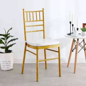 <span class=keywords><strong>Sillas</strong></span> <span class=keywords><strong>de</strong></span> Plástico PP Apilables, Resistentes y <span class=keywords><strong>de</strong></span> Alta Calidad, Color Blanco Antiguo, para Diseño <span class=keywords><strong>de</strong></span> Eventos, Banquetes, Hoteles y Bodas, Venta al Por Mayor - Product Image 1