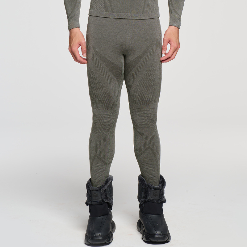 Dark green [pants]