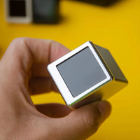 Station météo numérique de bureau mini WiFi super cool avec écran LCD IPS, gadget pour la décoration