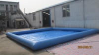 Grande piscine gonflable sur mesure pour événements aquatiques en plein air