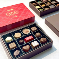 Offres Spéciales taille personnalisée couleur Logo-nouveau Design impression carton luxe couvercle Base bonbons chocolat ruban matériaux recyclés