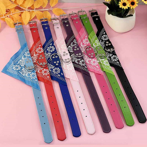 Bandane per Animali Domestici con Stampa a Motivi Colorati, Collare in Pelle PU e Tela con Fibbia Regolabile, Bavaglini per Cani, Sciarpa Triangolare - Product Image 2