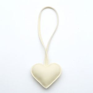 Peach Shape Keychain Diy Pu Leather Heart <b>Charms</b> <b>Bag</b> <b>Charm</b> Cute Pendant Accessories - Product Image 6