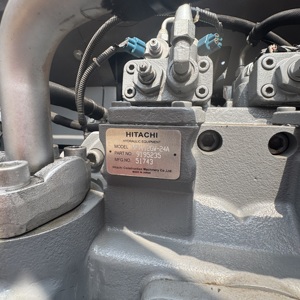 Excavadora Hitachi Zaxis 210 2023, Pocas Horas de Trabajo, Usada, Motor Kawasaki de 21 Toneladas, Capacidad de Cucharón de 0.91m, Movimiento de Tierras en Construcción - Product Image 4